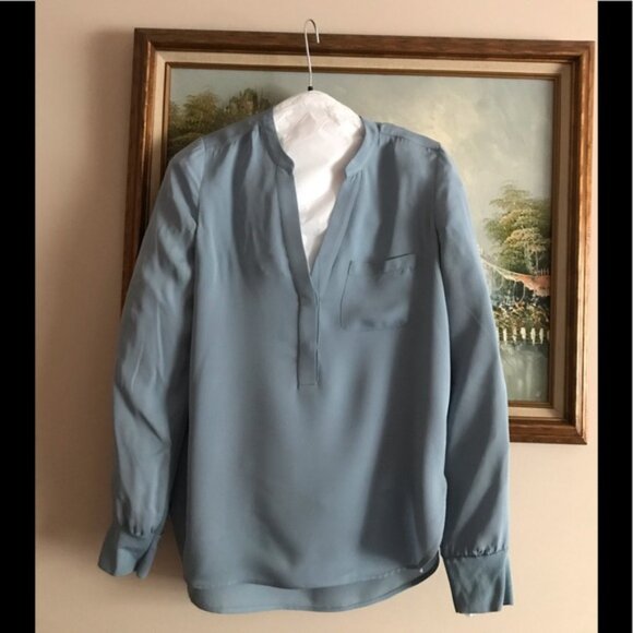 Vince Women's Blue Long Sleeve (Size 6) - Picture 5 of 8